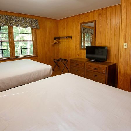 Pennyrile Forest State Resort Park Hawkins Bagian luar foto