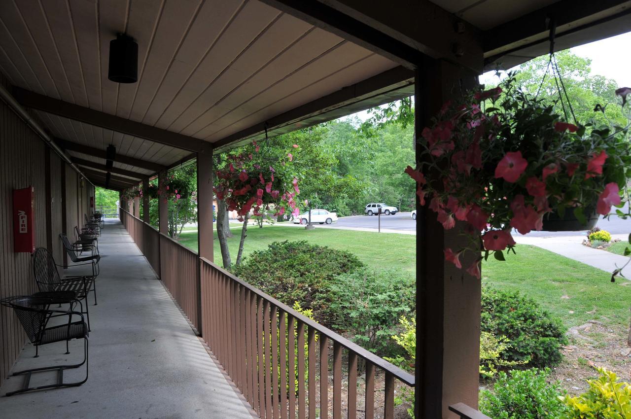Pennyrile Forest State Resort Park Hawkins Bagian luar foto