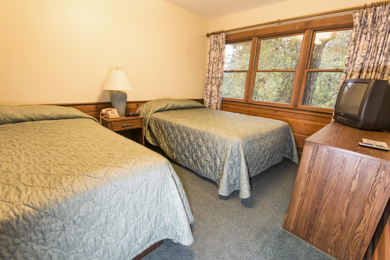 Pennyrile Forest State Resort Park Hawkins Bagian luar foto