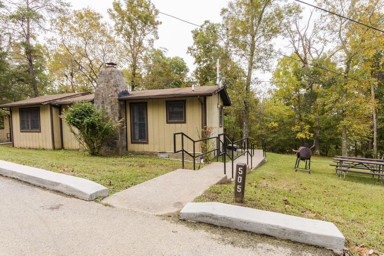Pennyrile Forest State Resort Park Hawkins Bagian luar foto